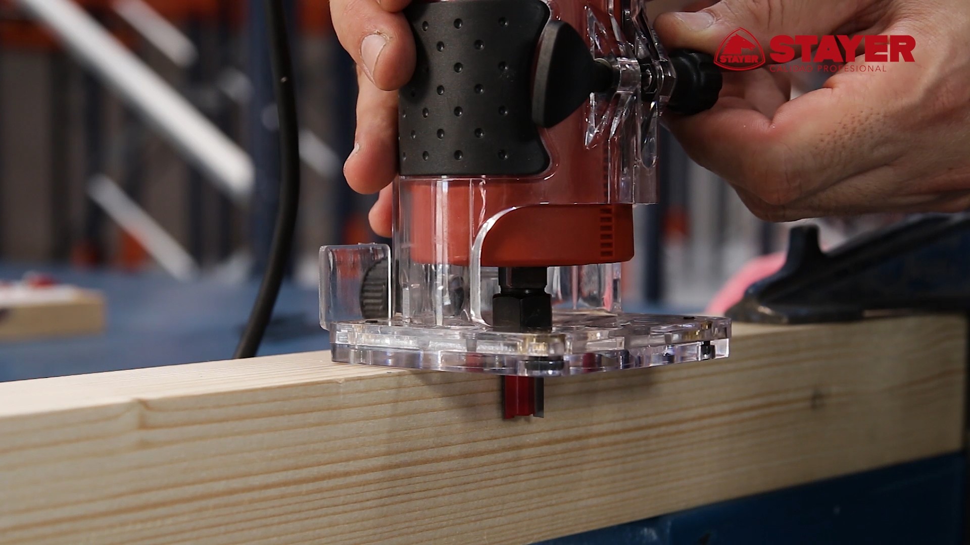 Fresadora PROFESIONAL ligera y potente PR6