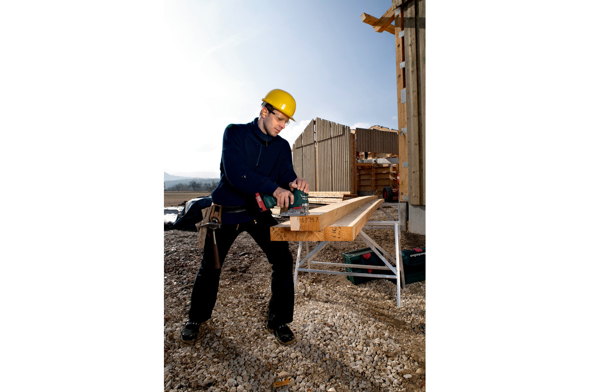 STA 18 LTX 140 Sierra de calar de batería