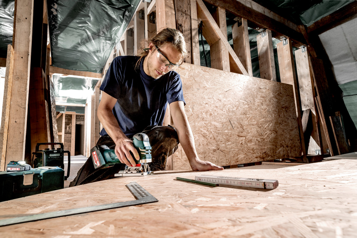 STA 18 LTX 140 Sierra de calar de batería