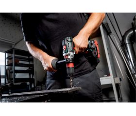 GB 18 LTX BL Q I Taladro/roscador de batería