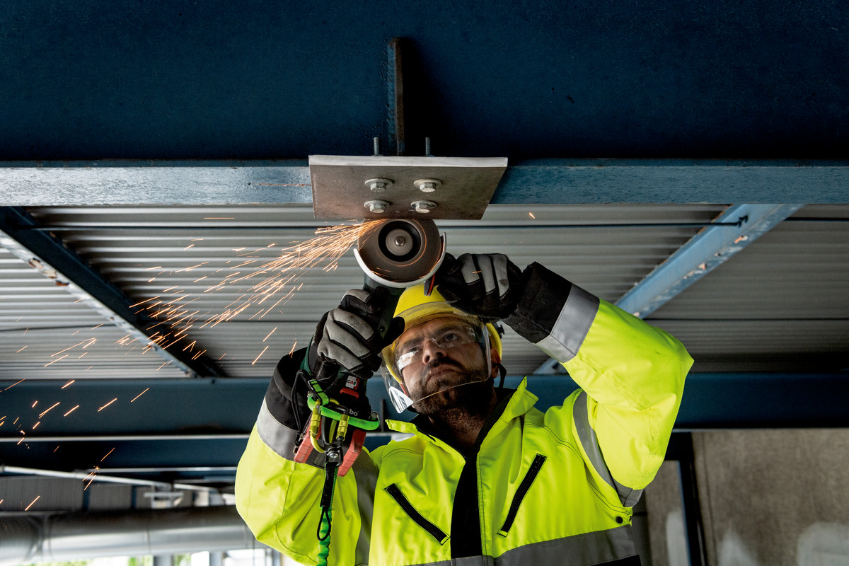 WPB 18 LT BL 11-125 Quick Amoladora angular de batería