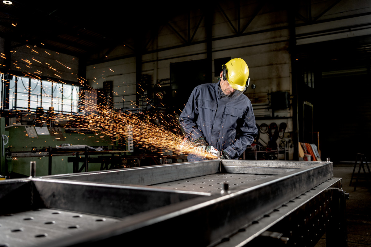 W 18 LT BL 11-125 Amoladora angular de batería