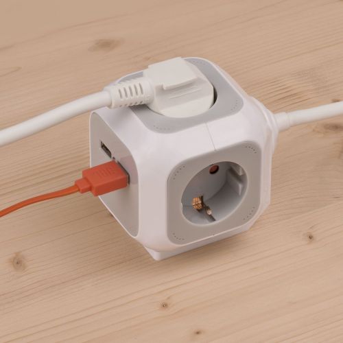 Ladrón múltiple en forma de cubo ALEA-Power con 2 puertos USB