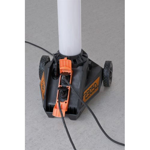 Foco de trabajo LED TU 23050 M con telescopio extensible para obra o industria, IP54 - Professional LINE