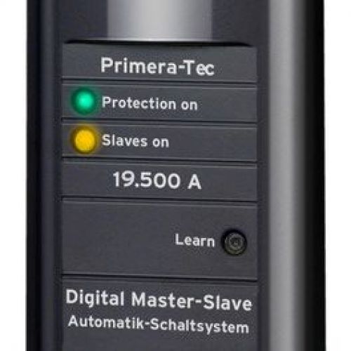 Base de tomas múltiples con protección contra subidas de tensión y función digital Master/Seguidor Primera-Tec
