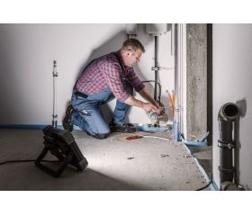 Foco LED portátil antideslumbrante para obra DINORA 5050, IP65