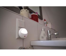 Luz nocturna LED con sensor crepuscular OL