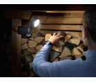 Foco LED de pared a batería LUFOS con detector de movimiento y protección IP44