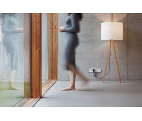 Reloj conmutadordigital de enchufe  para programación semanal DT