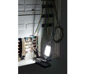 Foco de trabajo LED portátil con pinza abrazadera CL 4050 MA, IP65
