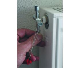 Llave universal para armarios de distribución y edificios