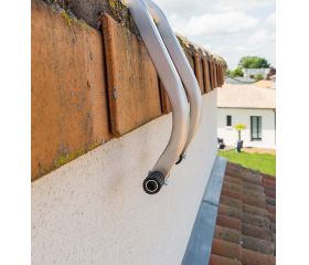 Gancho universal para cornisa de techo para escalera de mano