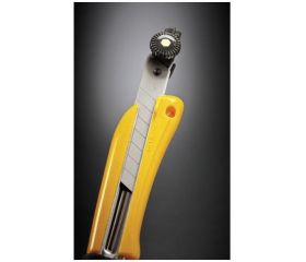 Cúter con bloqueo manual con mango ergonómico BN-L
