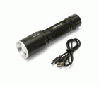 Linterna LED recargable de 5W con función de zoom HUNTER