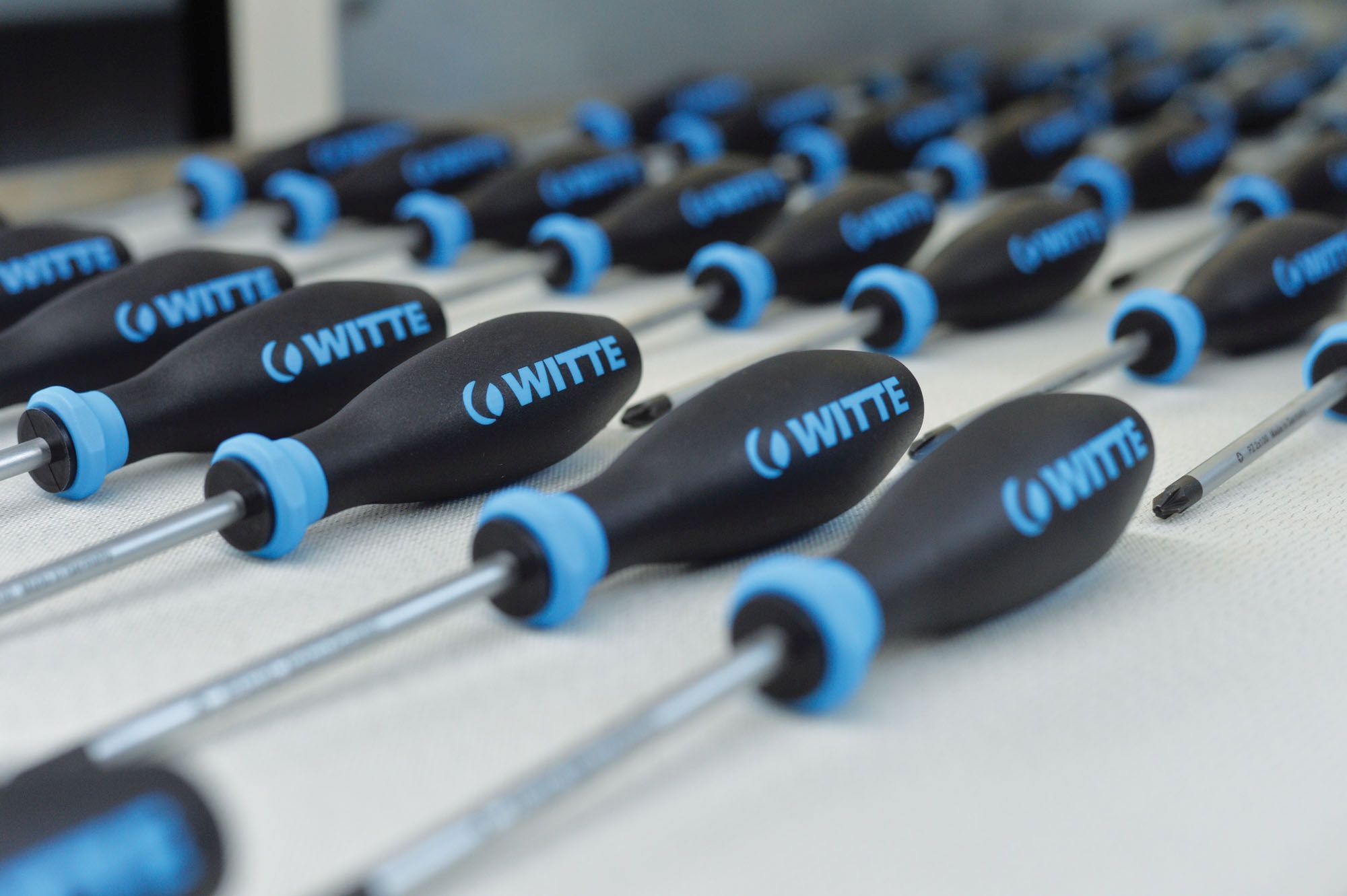 Juegos de destornilladores PRO