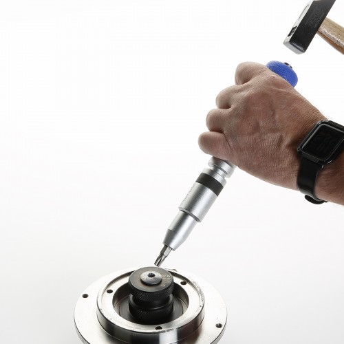 Juego De Destornillador De Impacto De 1/2”, Dos adaptadores Y 18 Puntas En Estuche De Plástico ALYCO 