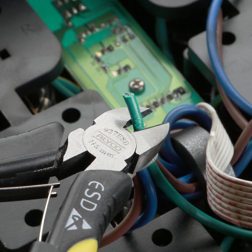 Minialicate De Precisión De Corte Diagonal ESD ALYCO