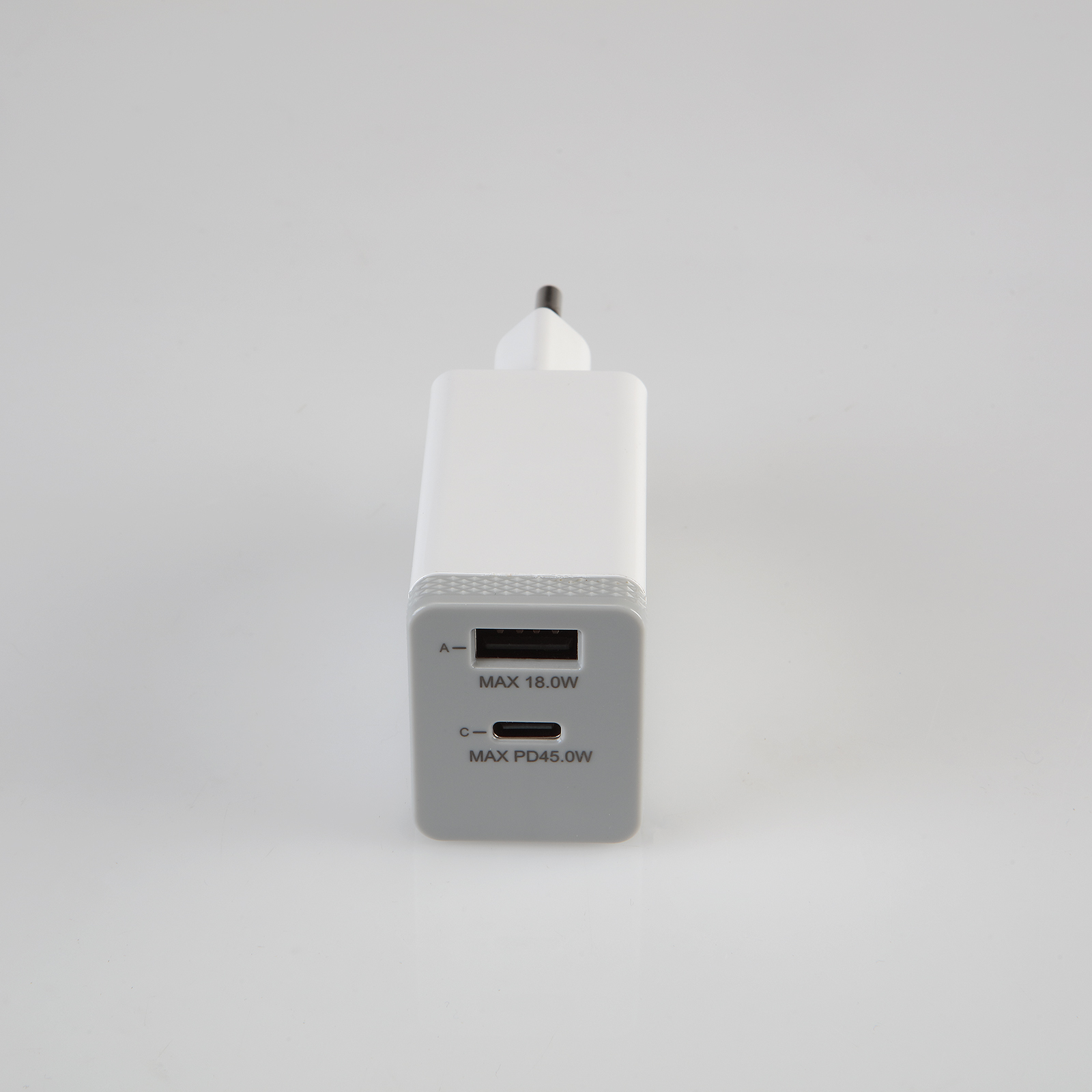 Cargador Múltiple  USB - USB C