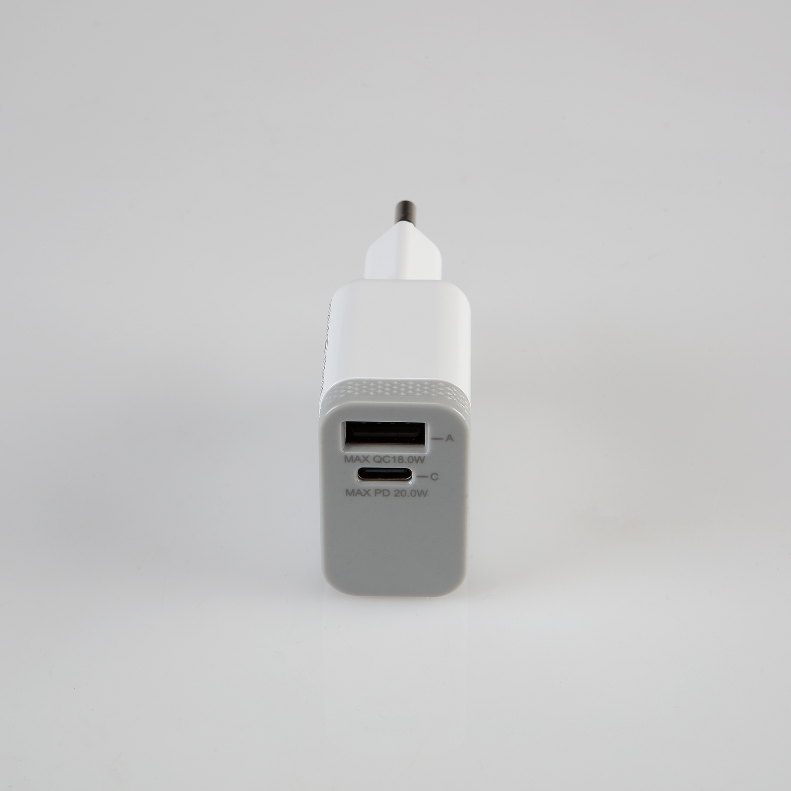 Cargador Múltiple  USB - USB C