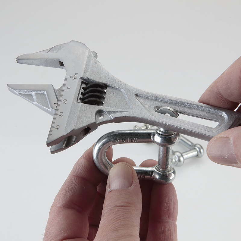 LLave Ajustable Apertura Extra Rápida