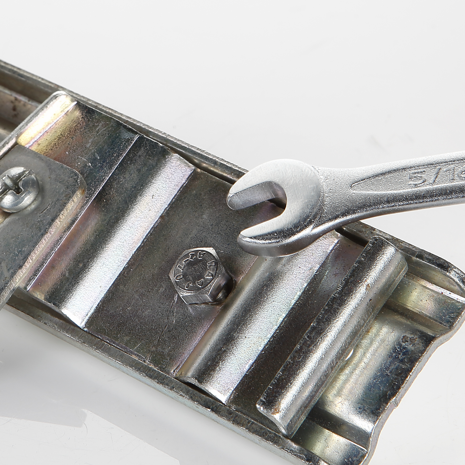 Spanner_extension_wrench,_15_inch__SEW-06745(1)-480x480.jpg