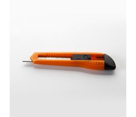 Cutter De Cuchilla Fragmentable De 18 Mm Con Guía De Plástico ALYCO ORANGE