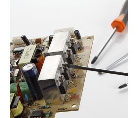 Juego De 4 Destornilladores Con Punta Plana, Recta Y Ph, En Blister ALYCO ORANGE