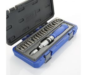 Juego De Destornillador De Impacto De 1/2”, Dos adaptadores Y 18 Puntas En Estuche De Plástico ALYCO