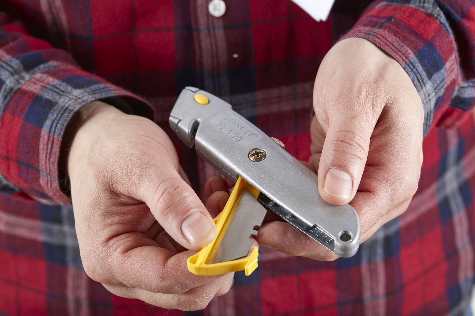 Cuchillo de hoja retráctil 500