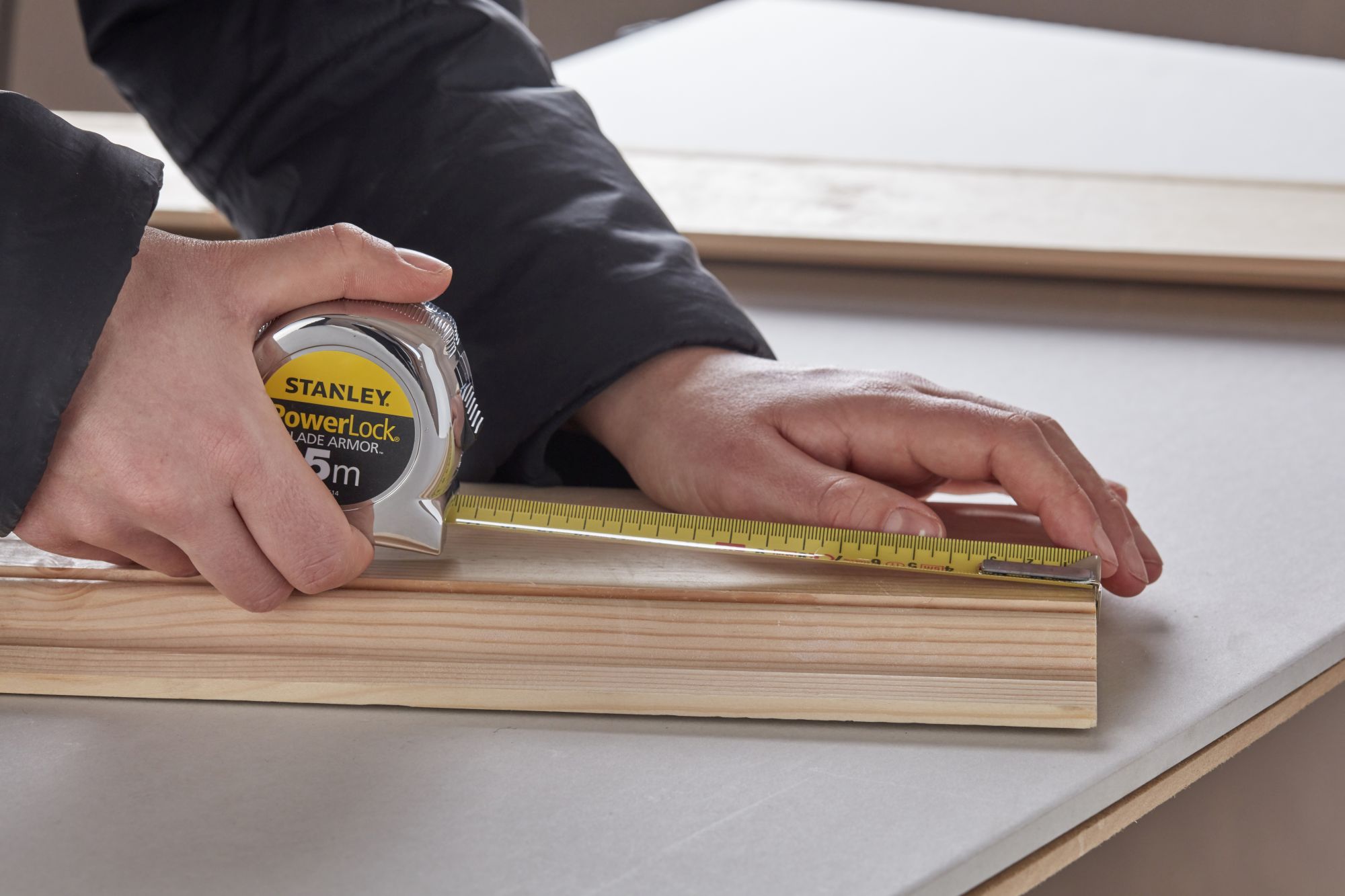 Flexómetro Powerlock 5mx25mm BLADE ARMOR