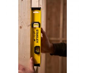 Nivel Stanley Básico 30cm (I-beam)