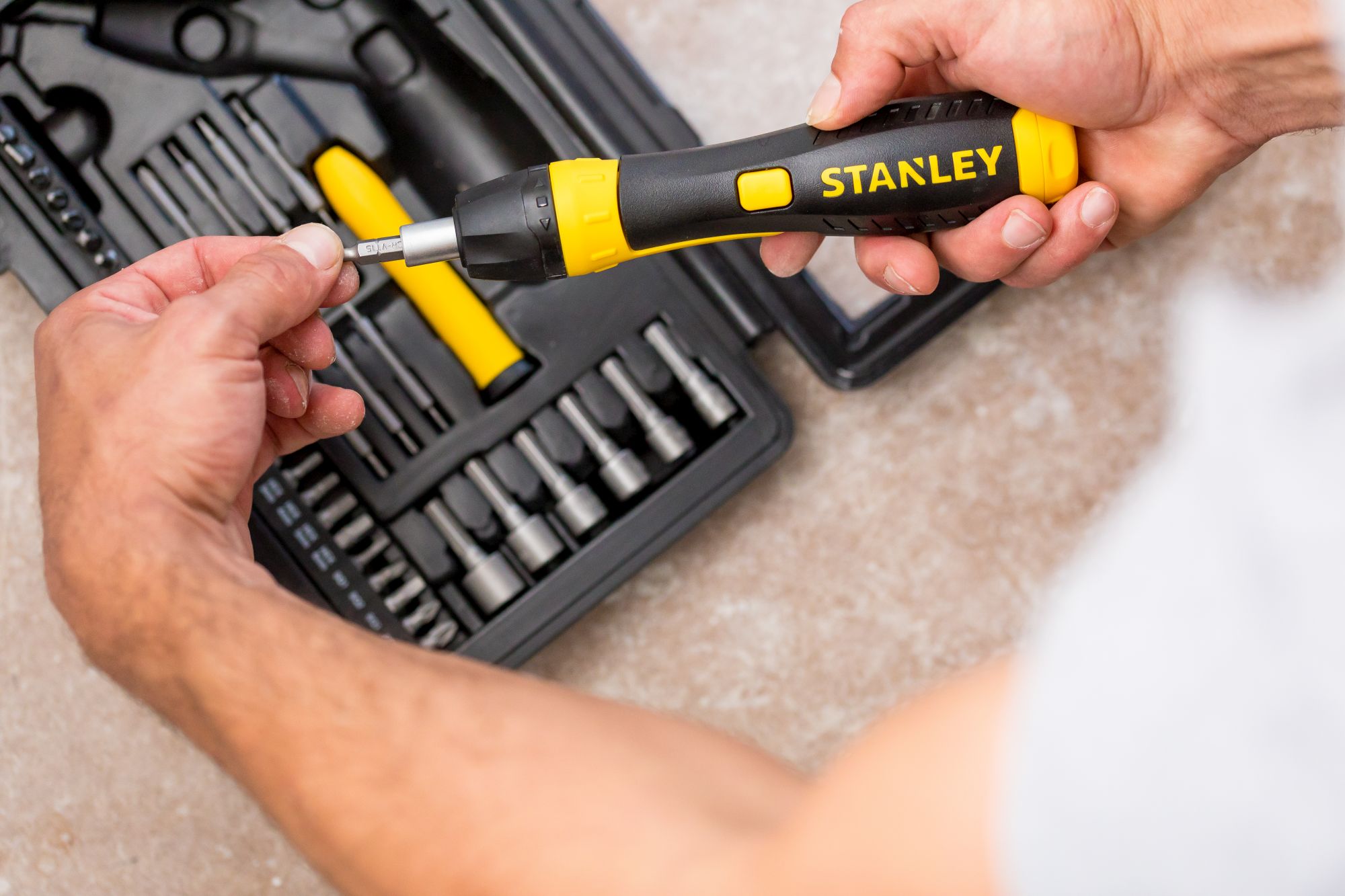 Juego mango pistola 40 piezas