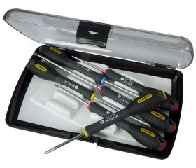 Juego de 6 destornilladores de precisión FATMAX®: 3 x Electricista: 2,5 X 50mm, 3 X 50mm & 3 X 100mm. 2 x Phillips®: PH00 X 50 & PHO X 75. 1 x Pozidriv®:PZ0 X 75.