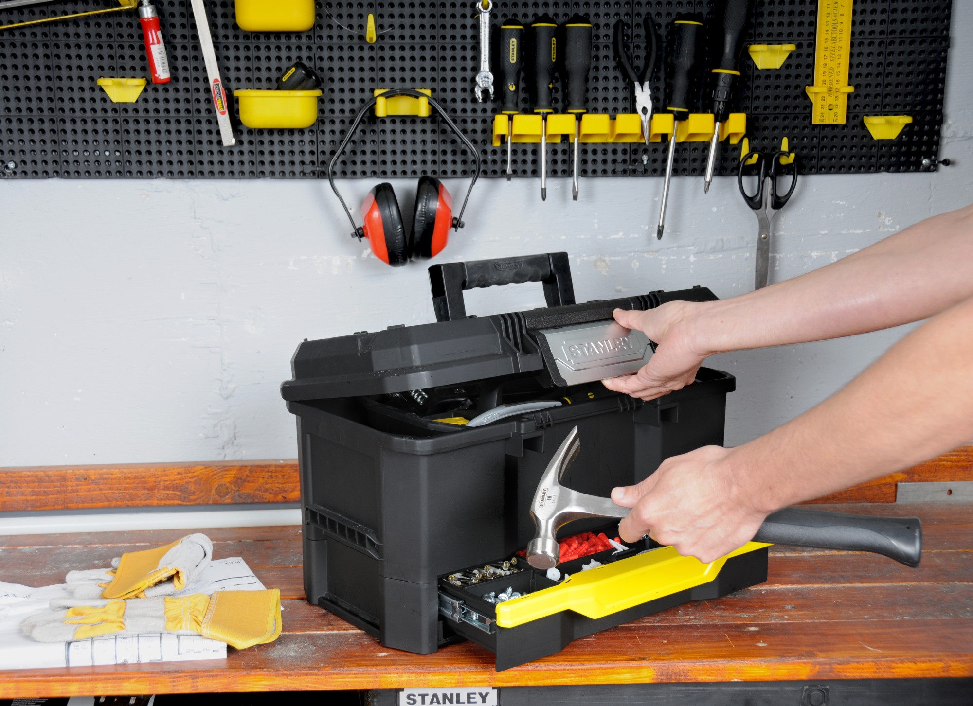 Caja autocierre con cajón 19