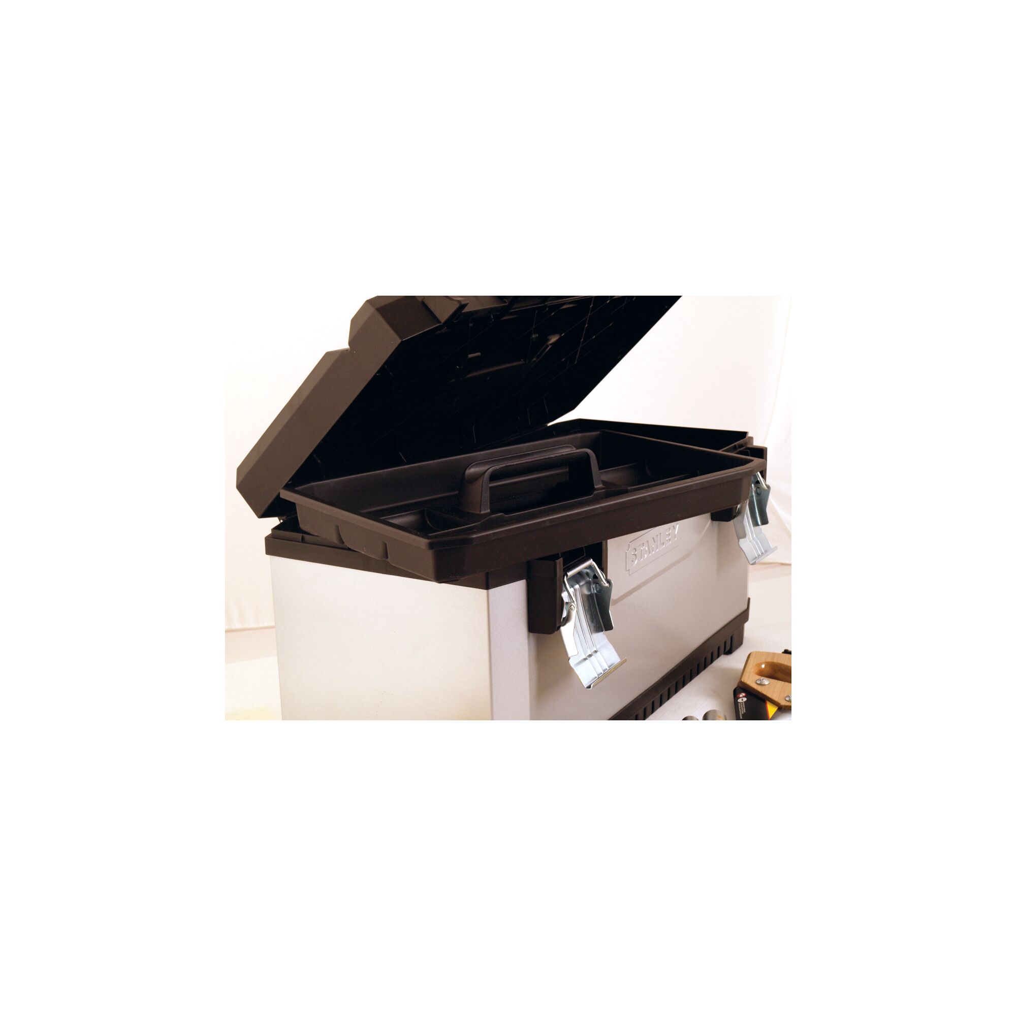 Caja de herramientas metálica 20