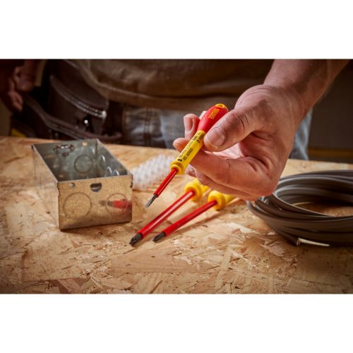 Destornillador de electricista aislado FATMAX® Plana 2,5x50mm