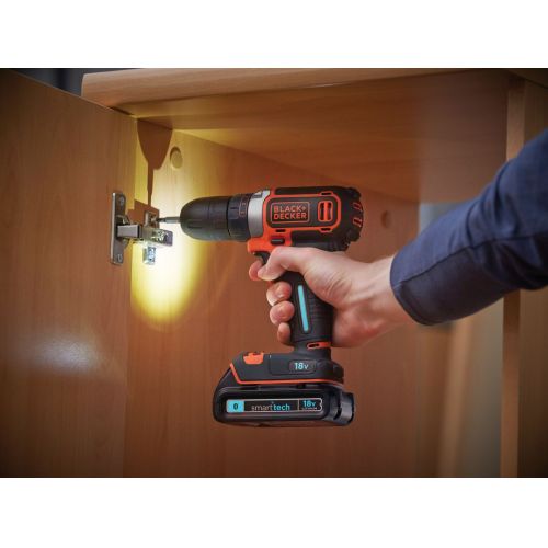 BDCDC18KST-QW - Taladro atornillador 18V 1.5Ah con batería Smart Tech,  cargador 400mA y maletín