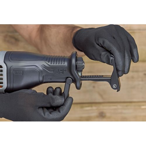 BES301-QS - Sierra Sable 750W con accesorio para podar y 2 hojas
