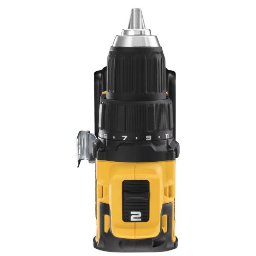 DCD708S2T-QW - Taladro Atornillador sin escobillas 18V con 2 baterías Li-Ion 1,5Ah