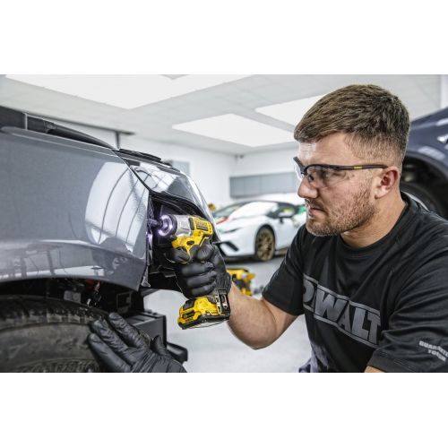 DCF801D2-QW Atornillador de Impacto sin escobillas XR 12V Li-Ion 2Ah