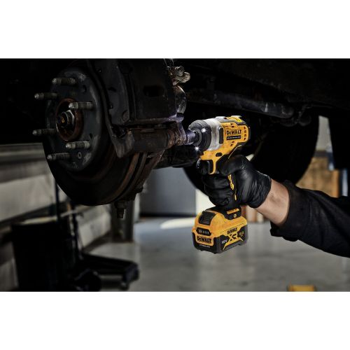 DCF901P2-QW - Llave de Impacto sin escobillas XR 12V Li-Ion 5Ah