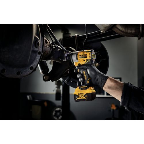 DCF901P2-QW - Llave de Impacto sin escobillas XR 12V Li-Ion 5Ah