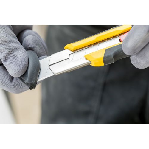 Cúter FATMAX® 18mm con rueda de bloqueo