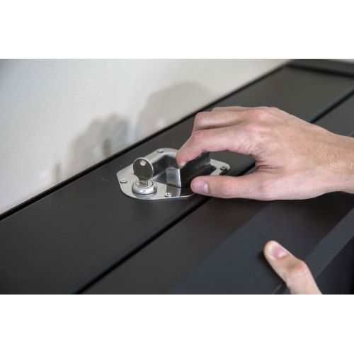 Mesa de trabajo metálica y plegable FATMAX para fijación en la pared