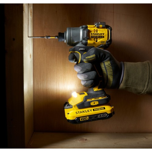 Atornillador de Impacto BRUSHLESS V20 Li-Ion 18V 203Nm. Incluye 2 baterías Li-Ion 2Ah, cargador 1.25A y maletín