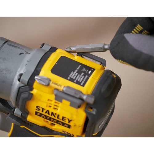 Atornillador de Impacto BRUSHLESS V20 Li-Ion 18V 203Nm. Incluye 2 baterías Li-Ion 2Ah, cargador 1.25A y maletín