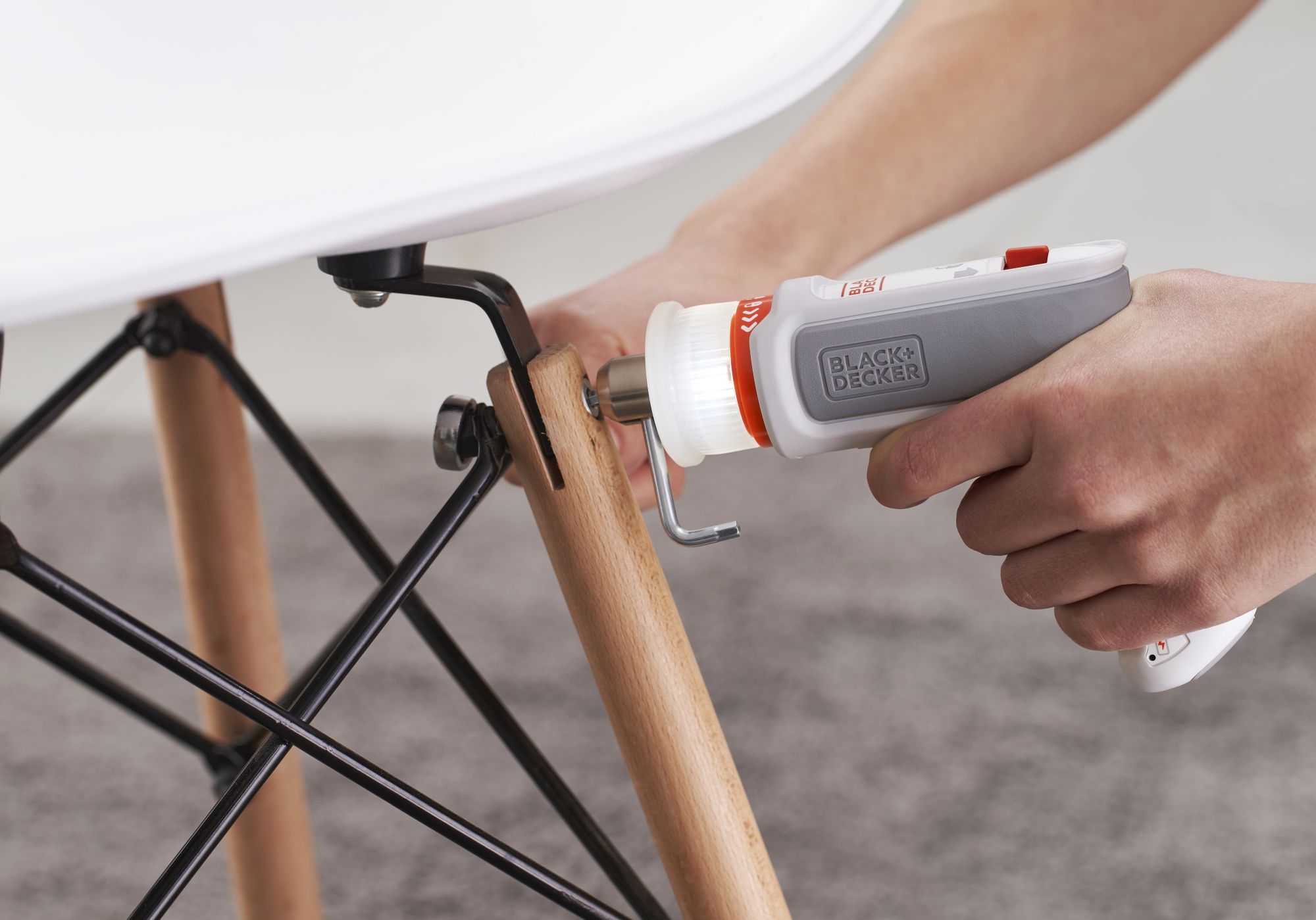 BCRTA01-XJ - Atornillador Monta-muebles