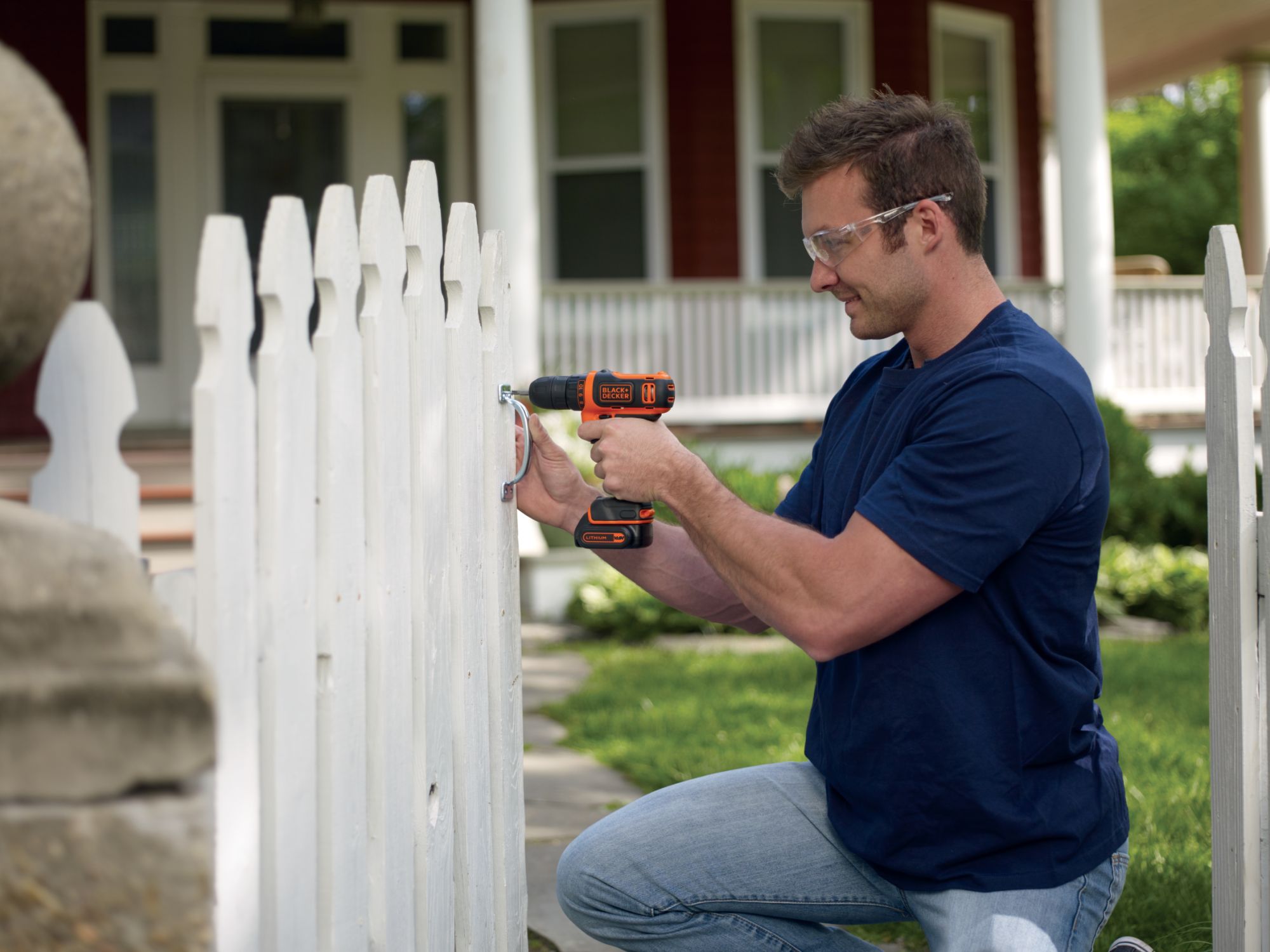 BDCDD12K-QW - Taladro atornillador 10.8V Ultra Compacto Litio con maletín