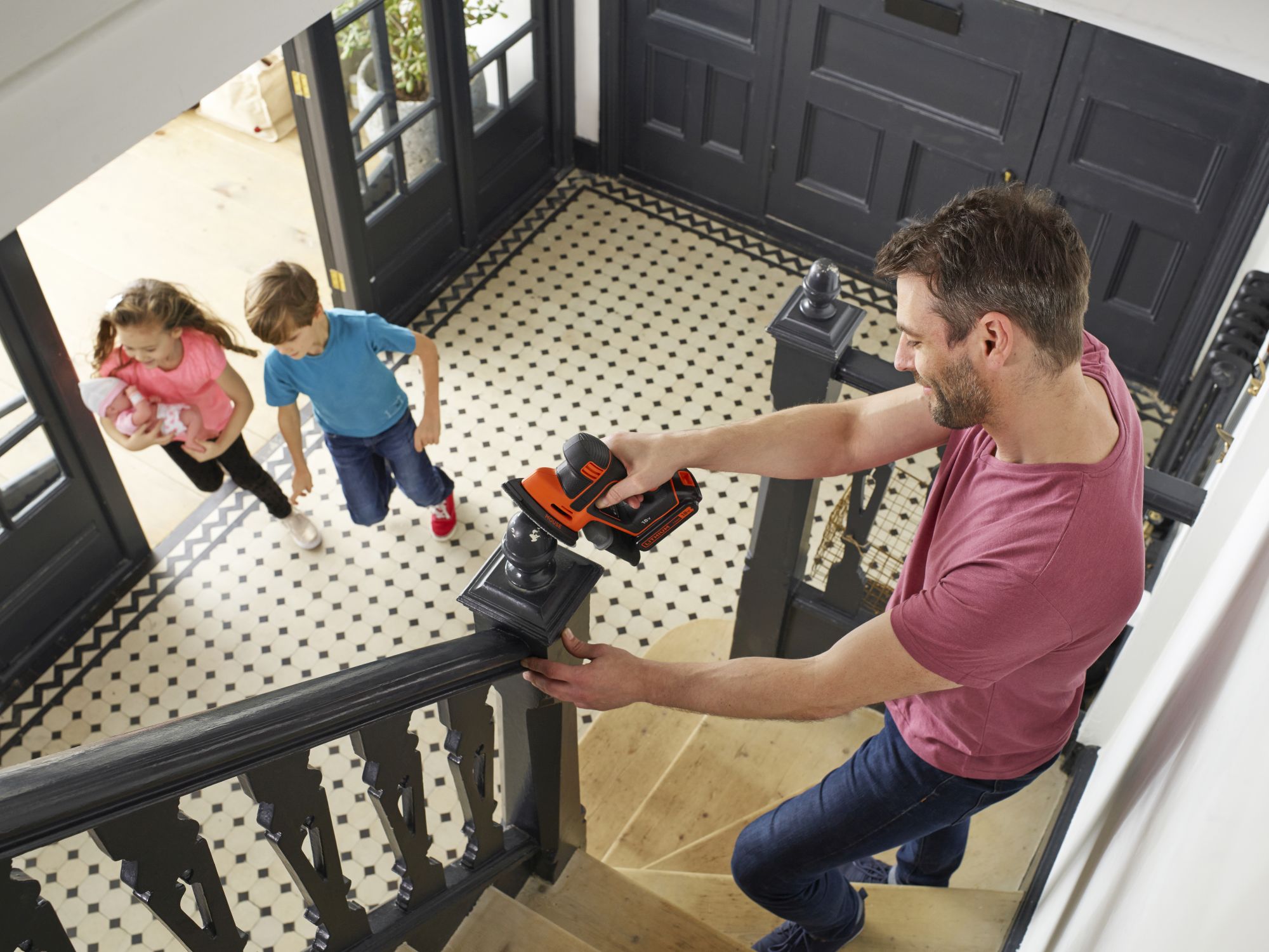 BDCDS18-QW - Lijadora de detalle Mouse® 18V (1.5Ah)