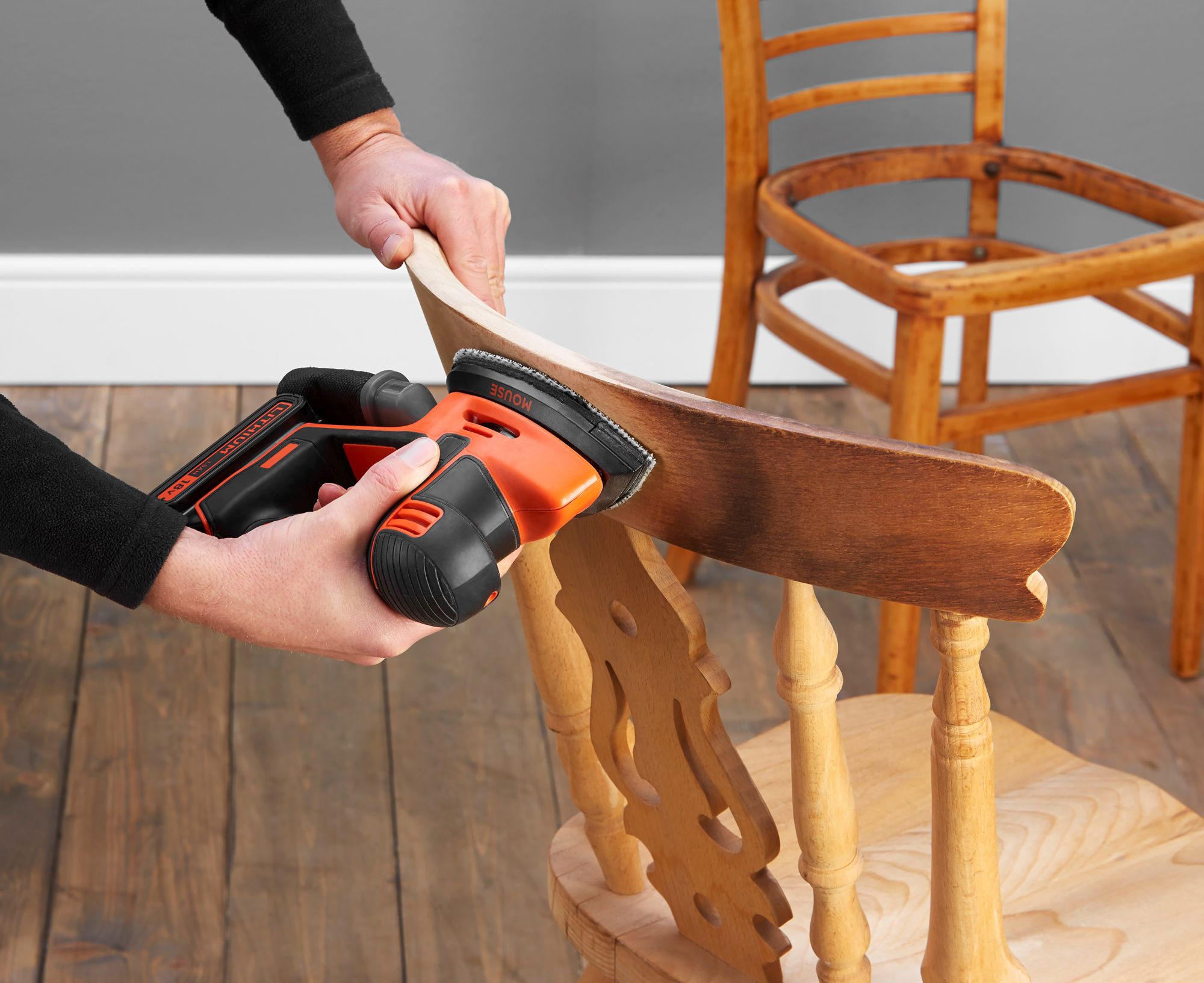 BDCDS18-QW - Lijadora de detalle Mouse® 18V (1.5Ah)